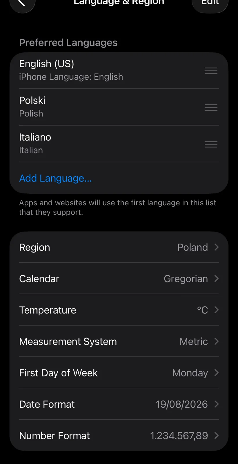 Ustawienia Language & Region po zmianie: English (US) na górze, region Poland
